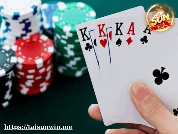 Cù lũ Poker là gì? Kinh nghiệm chơi Cù lũ thắng lớn từ cao thủ