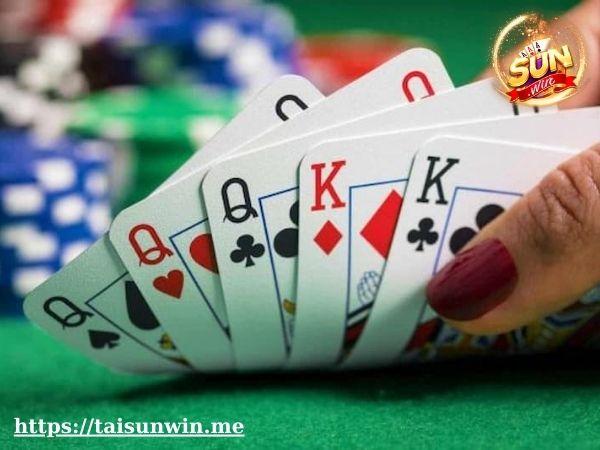 Có nhiều loại Cù lũ tùy vào biến thể Poker