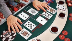 Nghệ thuật "Quăng bài" của các cao thủ Poker